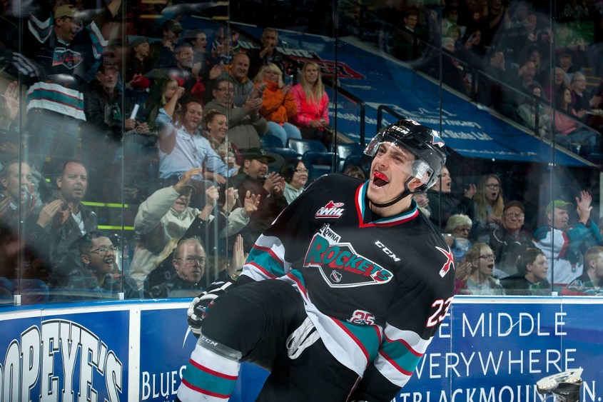 (Photo Credit: Marissa Baecker // Shoot the Breeze)