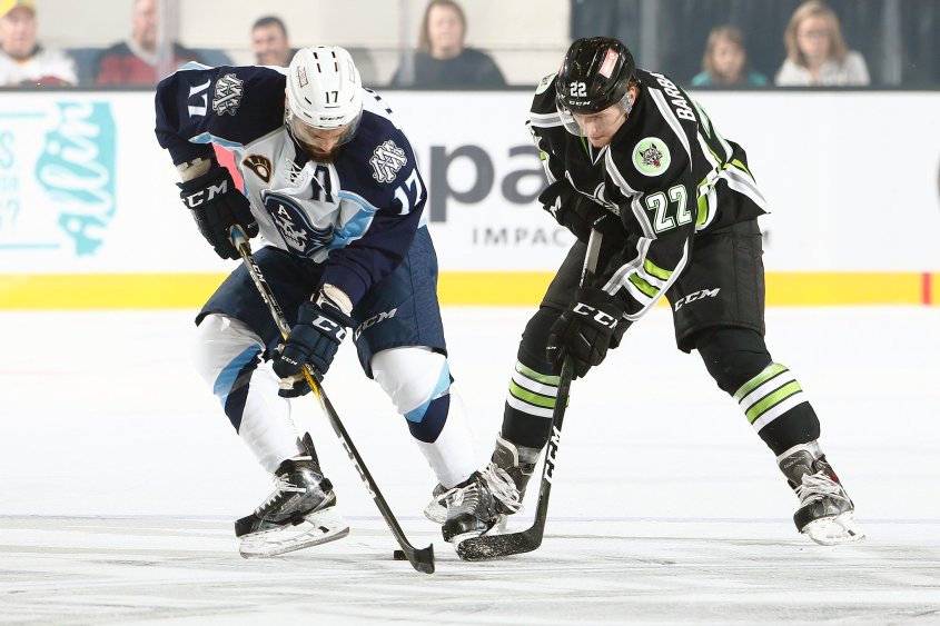 (Photo Credit: Ross Dettman)